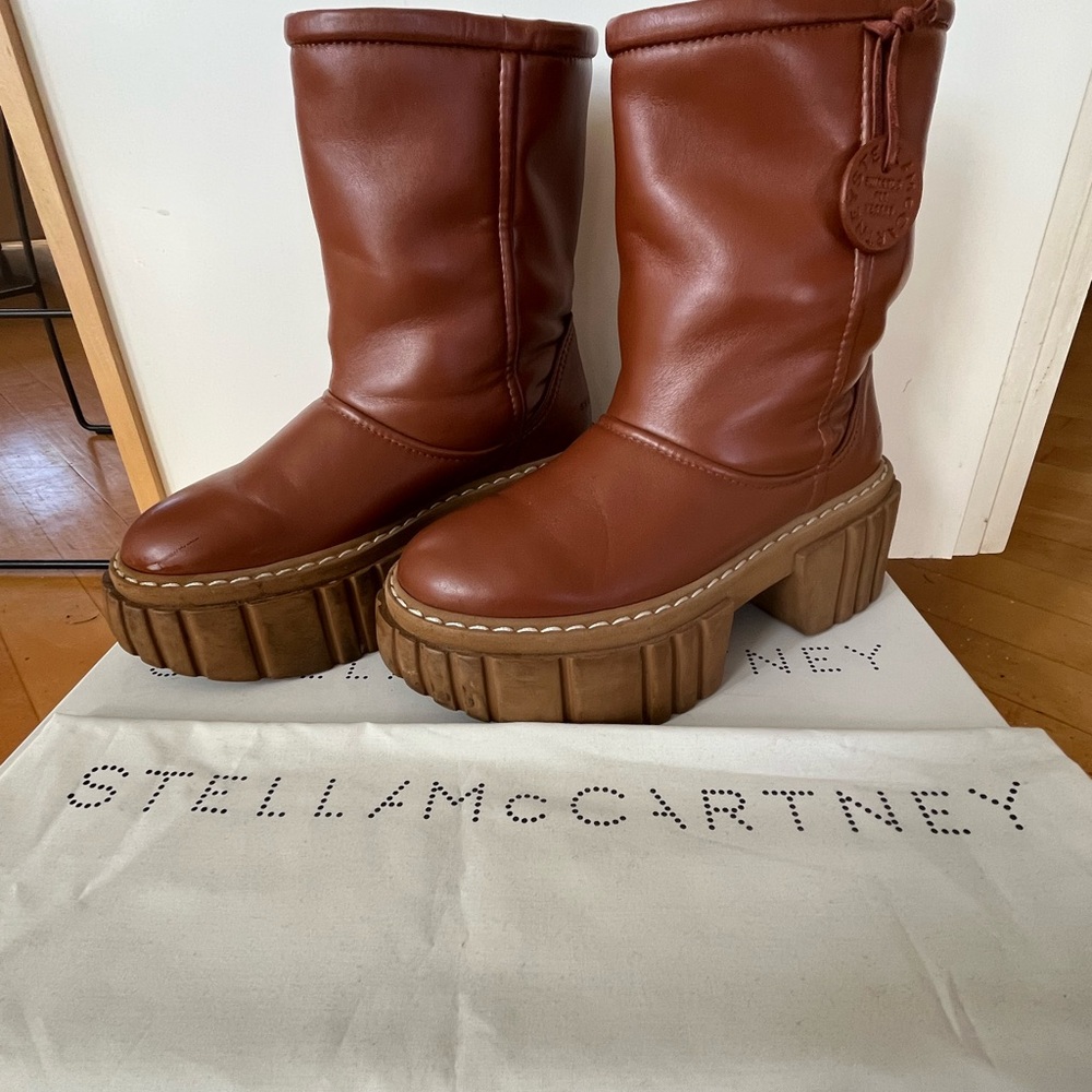 Stella McCartney Brown Emilie Vegan Leather Teddy Boots